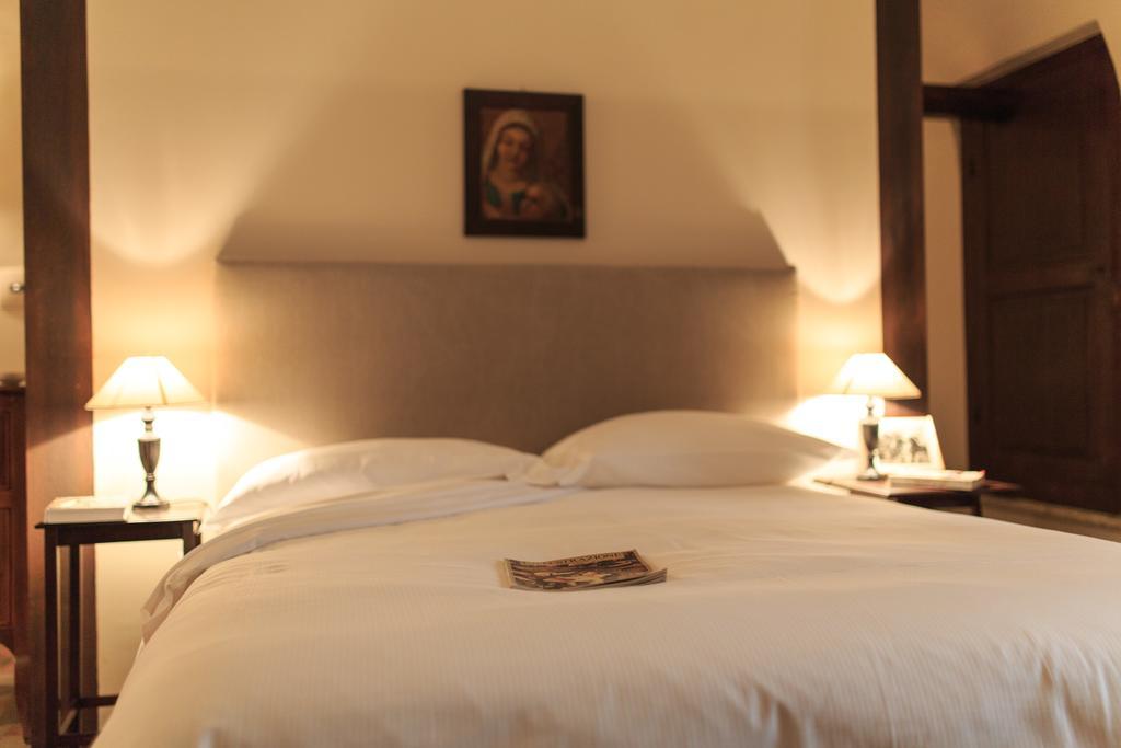 Casa Rosati Hotel Fontecchio Esterno foto