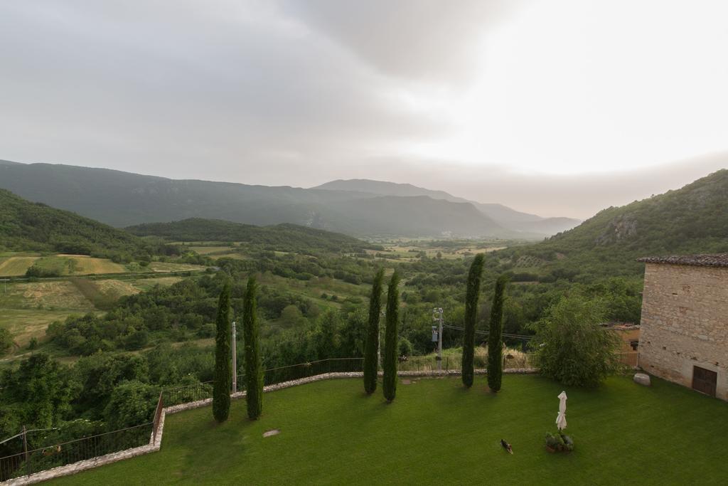 Casa Rosati Hotel Fontecchio Esterno foto